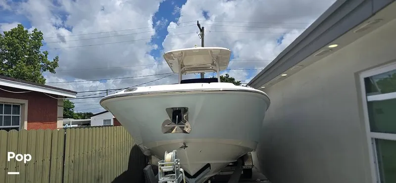 Slide: The Image of Boston Whaler 270 Dauntless 2019 - 15597703