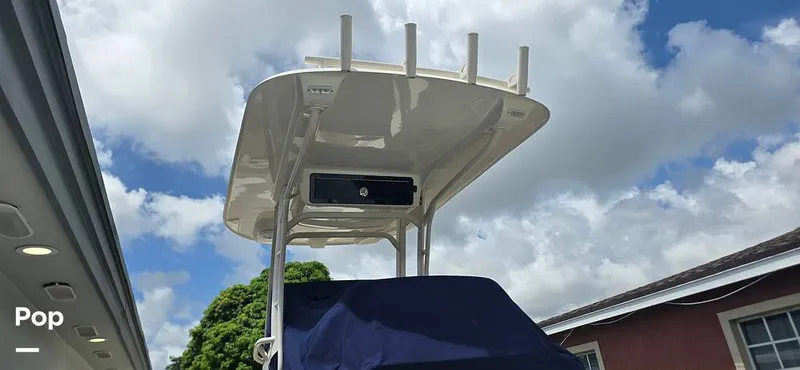 Slide: The Image of Boston Whaler 270 Dauntless 2019 - 15597710