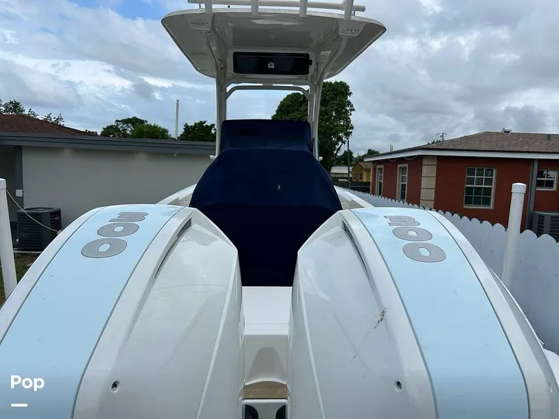 Slide: The Image of Boston Whaler 270 Dauntless 2019 - 15597749
