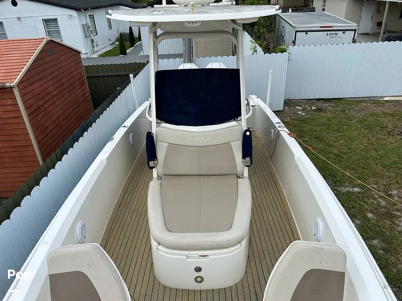 Slide: The Image of Boston Whaler 270 Dauntless 2019 - 15597736