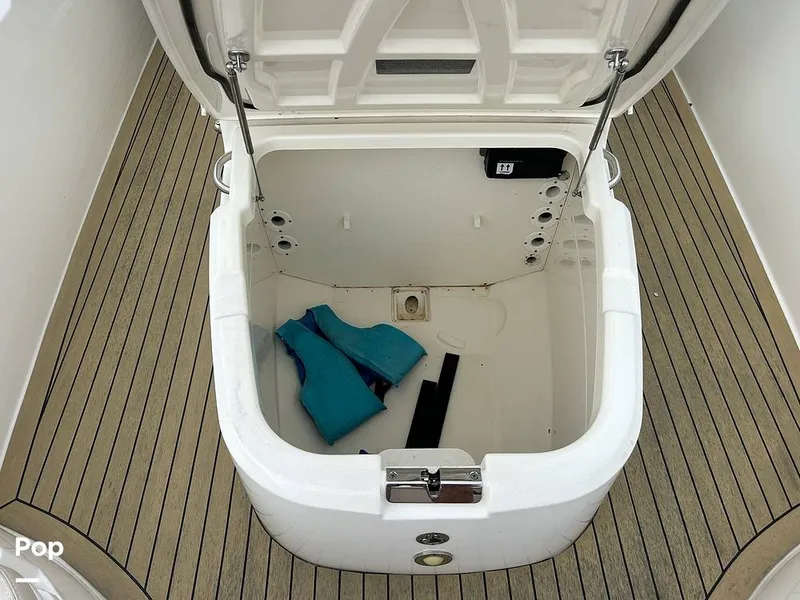 Slide: The Image of Boston Whaler 270 Dauntless 2019 - 15597737