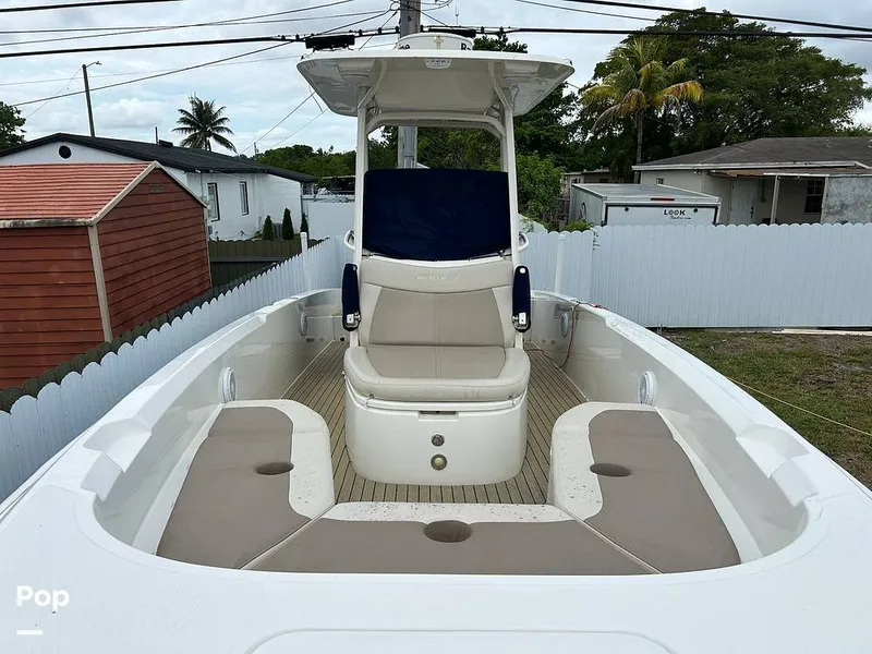 Slide: The Image of Boston Whaler 270 Dauntless 2019 - 15597740