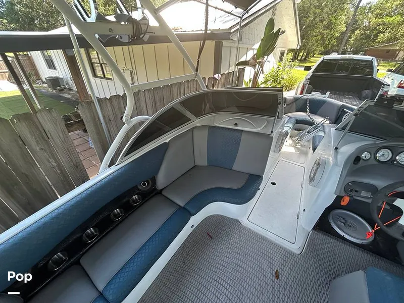 Slide: The Image of Moomba Mobius LSV 2002 - 15831807