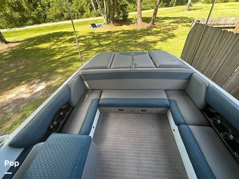Slide: The Image of Moomba Mobius LSV 2002 - 15831832