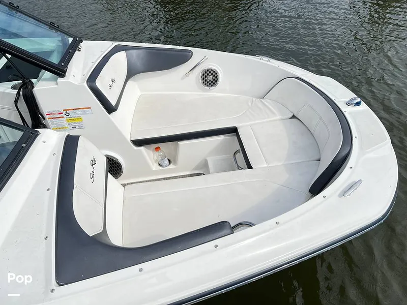 Slide: The Image of Sea Ray 19 SPX 2017 - 15813492