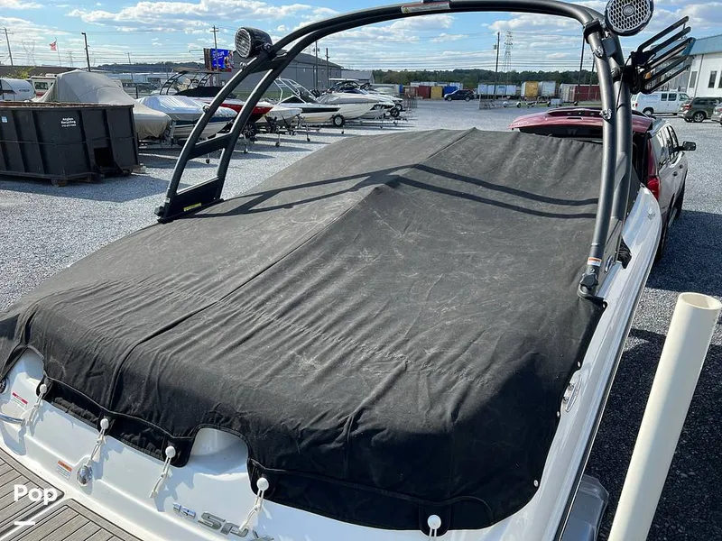 Slide: The Image of Sea Ray 19 SPX 2017 - 15662210