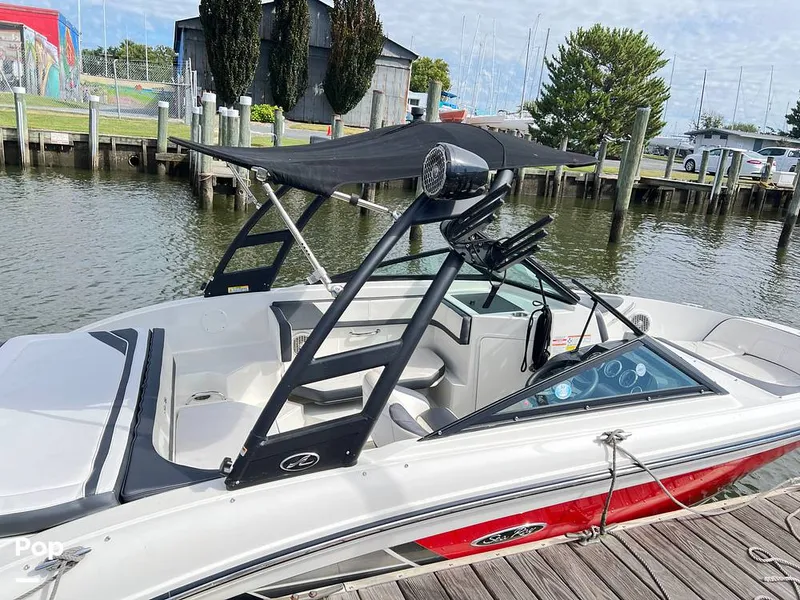 Slide: The Image of Sea Ray 19 SPX 2017 - 15813494