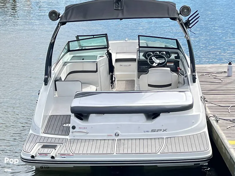 Slide: The Image of Sea Ray 19 SPX 2017 - 15813498