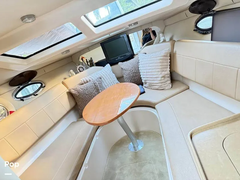 Slide: The Image of Regal 2565 Window Express 2011 - 15682341