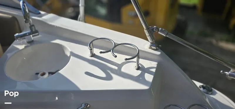 Slide: The Image of Regal 2565 Window Express 2011 - 15793835