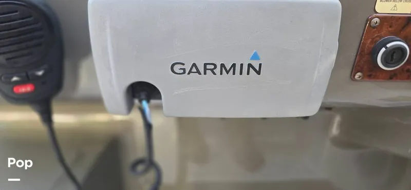 Slide: The Image of Regal 2565 Window Express 2011 - 15793841