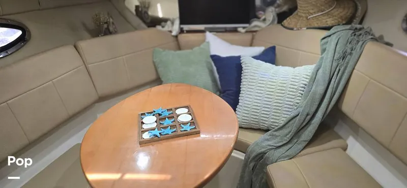 Slide: The Image of Regal 2565 Window Express 2011 - 15793850