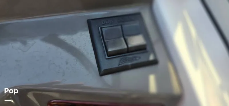 Slide: The Image of Regal 2565 Window Express 2011 - 15793880