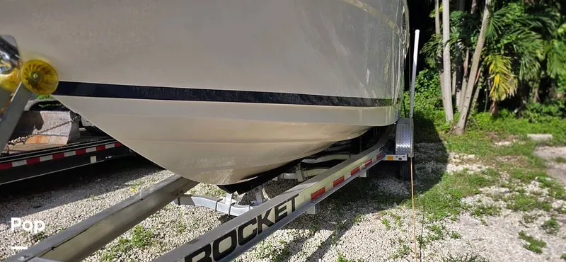 Slide: The Image of Regal 2565 Window Express 2011 - 15793812