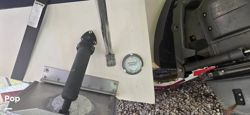 Slide: The Image of Regal 2565 Window Express 2011 - 15793822