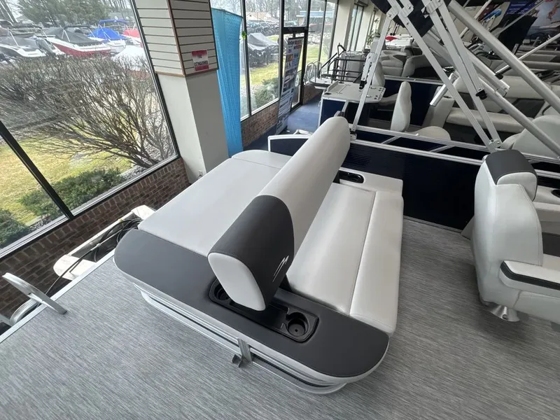 Slide: The Image of Bennington 22 S1 SWINGBACK 2026 - 18