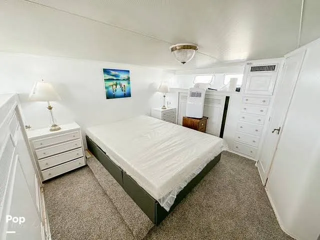 Slide: The Image of Huckins Sportsman 76 1970 - 15599776