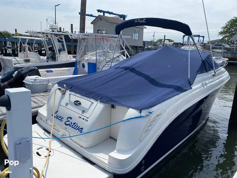 Slide: The Image of Sea Ray 245 Weekender 2005 - 15621620
