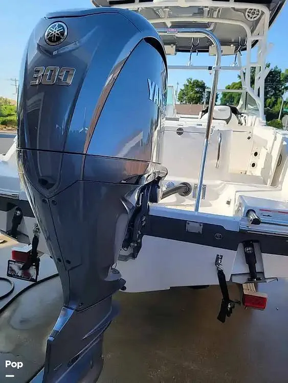 Slide: The Image of Robalo R247 2022 - 15677092