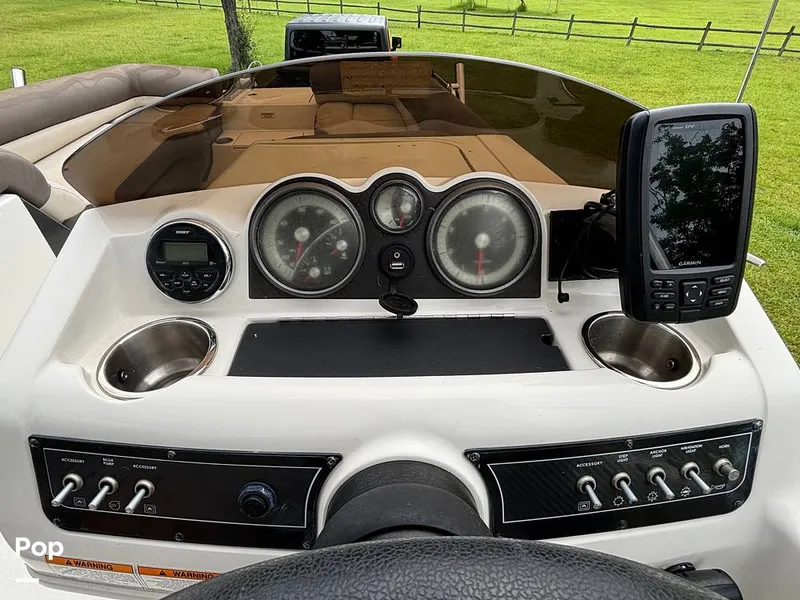 Slide: The Image of Bayliner Element XR7 2017 - 15723458