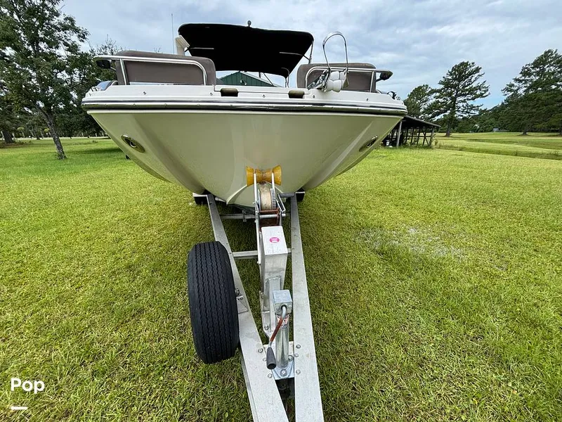 Slide: The Image of Bayliner Element XR7 2017 - 15723414