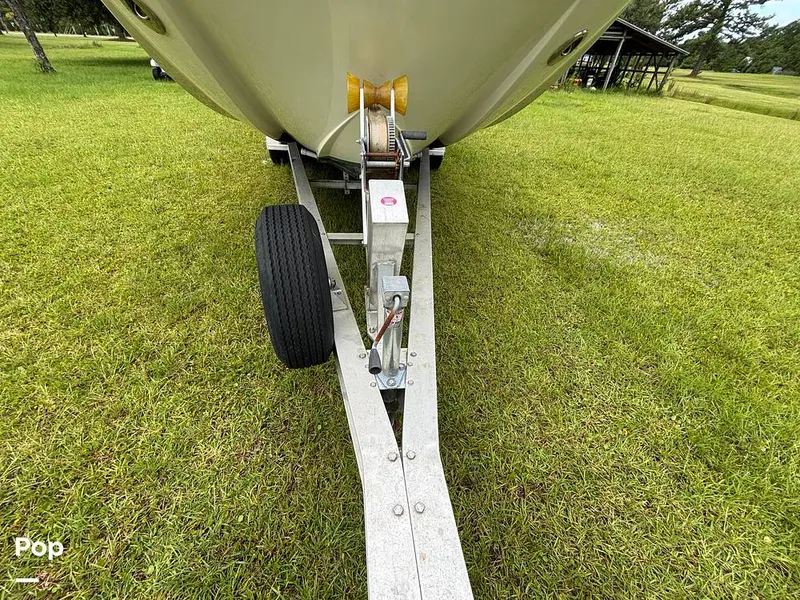 Slide: The Image of Bayliner Element XR7 2017 - 15723417