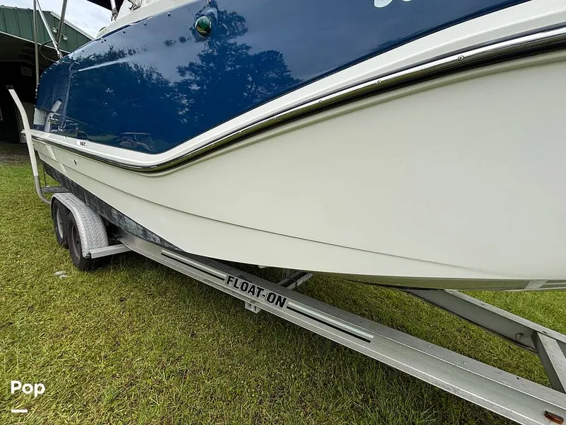 Slide: The Image of Bayliner Element XR7 2017 - 15723419