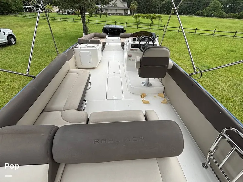 Slide: The Image of Bayliner Element XR7 2017 - 15723439