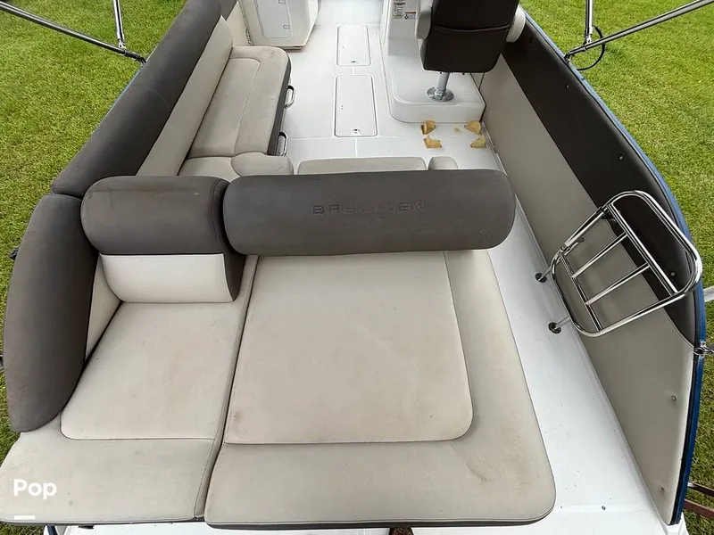 Slide: The Image of Bayliner Element XR7 2017 - 15723437