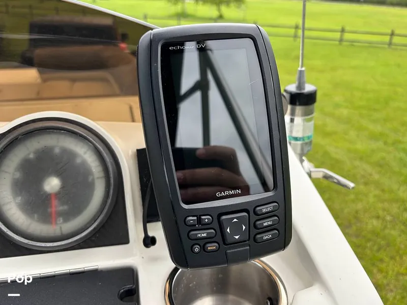 Slide: The Image of Bayliner Element XR7 2017 - 15723462