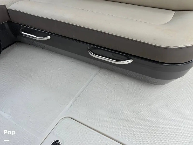 Slide: The Image of Bayliner Element XR7 2017 - 15723468