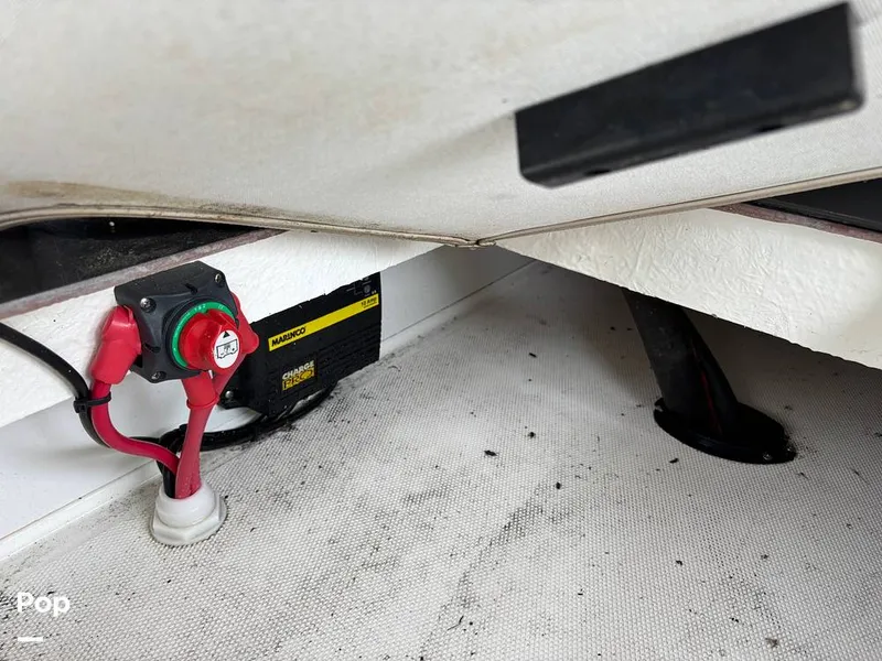 Slide: The Image of Bayliner Element XR7 2017 - 15723484