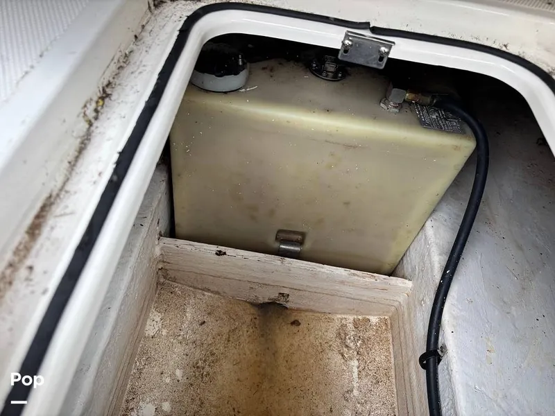 Slide: The Image of Bayliner Element XR7 2017 - 15723482