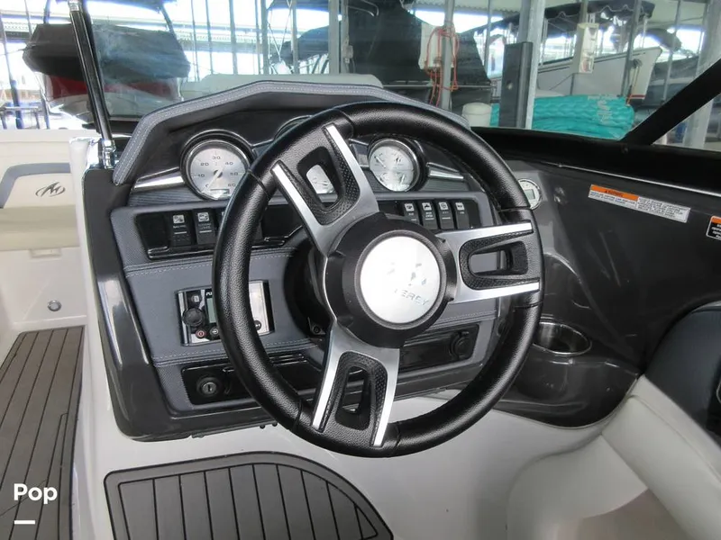 Slide: The Image of Monterey 224 FS 2018 - 15782019