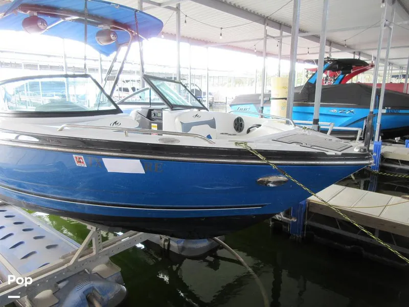 Slide: The Image of Monterey 224 FS 2018 - 15781794