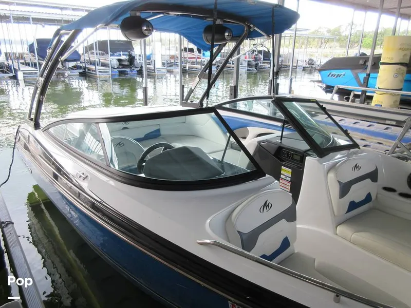 Slide: The Image of Windshield - Walk Through - 15781973