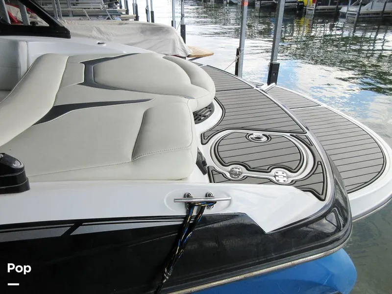 Slide: The Image of Monterey 224 FS 2018 - 15781964