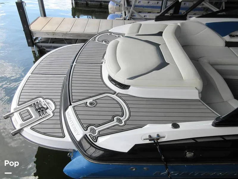 Slide: The Image of Aft Sun Pad / Seadek Flooring - 15781969