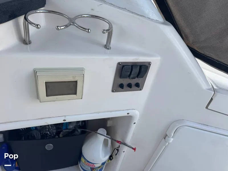 Slide: The Image of Regal 3060 Window Express 2004 - 15632123