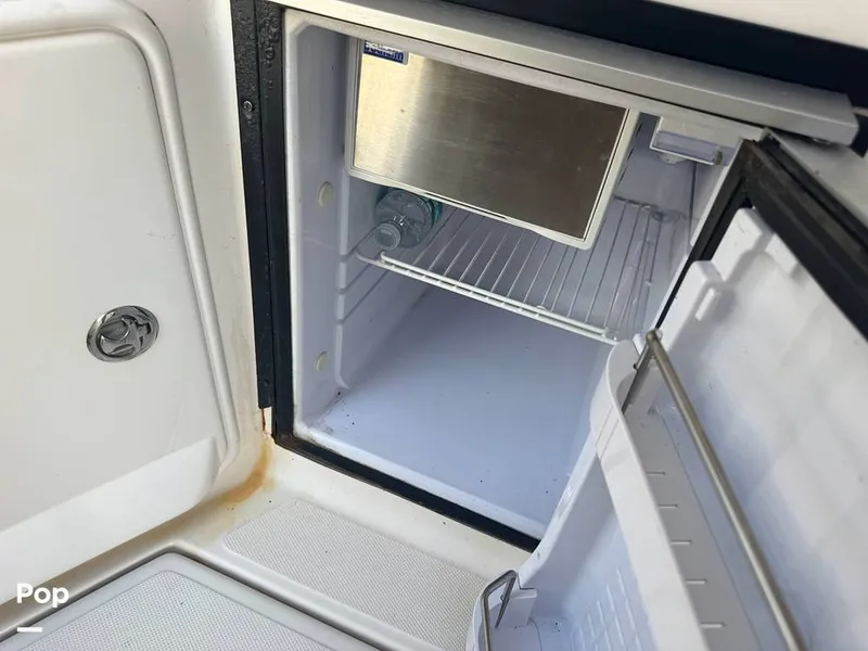 Slide: The Image of Regal 3060 Window Express 2004 - 15632134