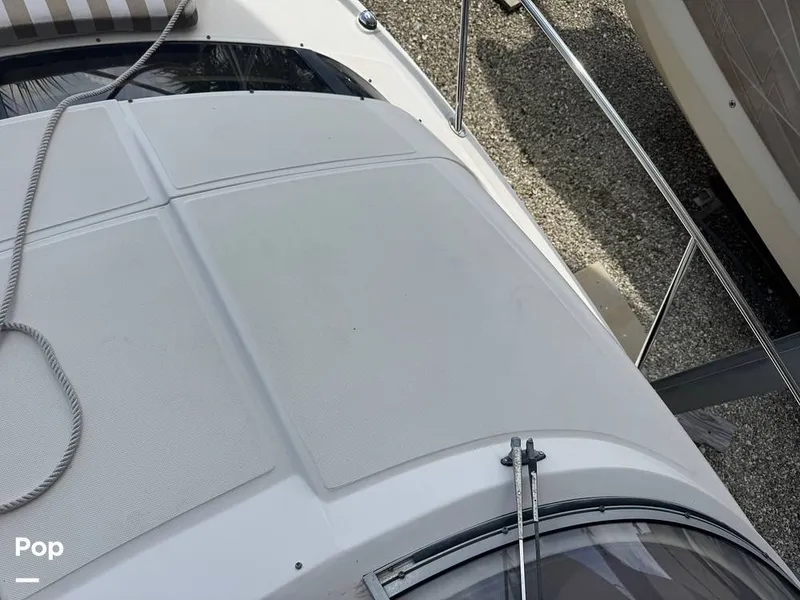 Slide: The Image of Regal 3060 Window Express 2004 - 15632221