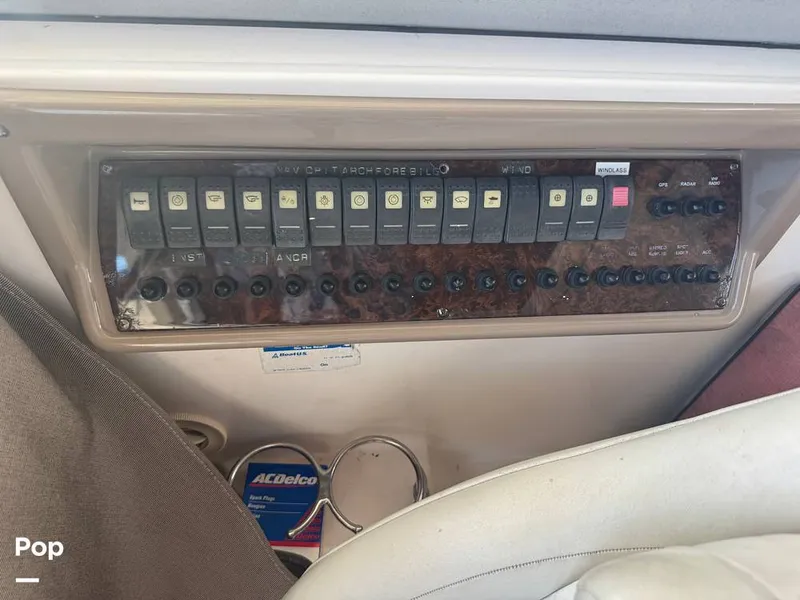 Slide: The Image of Regal 3060 Window Express 2004 - 15632138