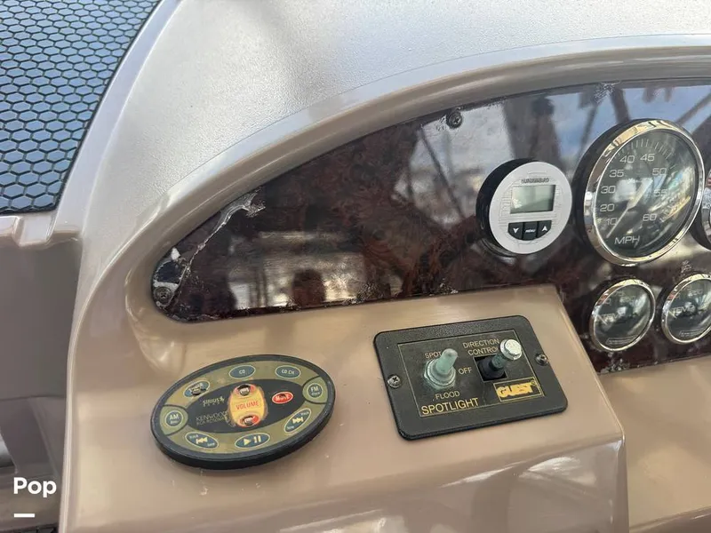 Slide: The Image of Regal 3060 Window Express 2004 - 15632146