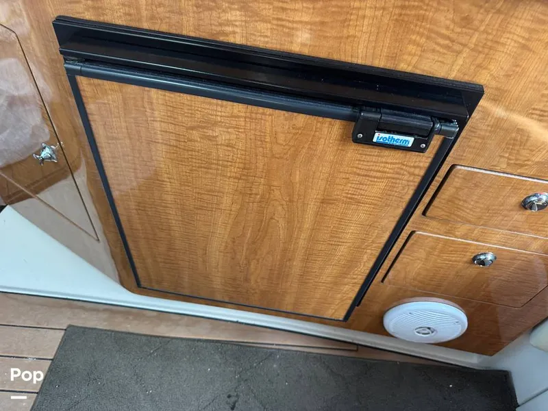 Slide: The Image of Regal 3060 Window Express 2004 - 15632170