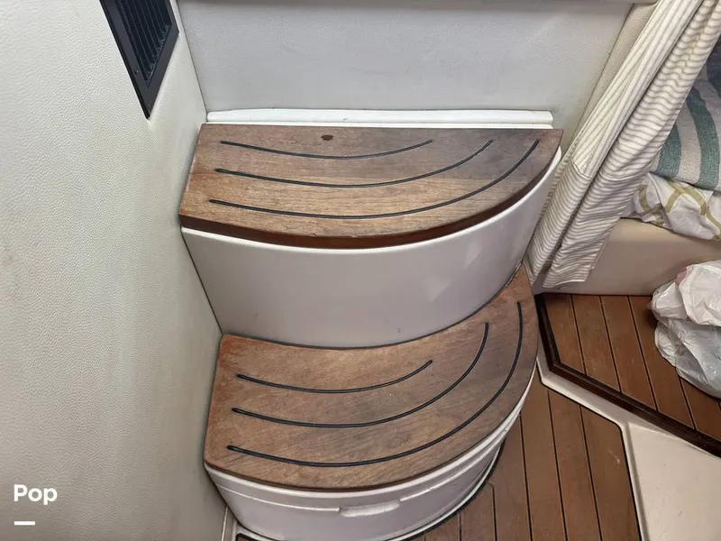 Slide: The Image of Regal 3060 Window Express 2004 - 15632172