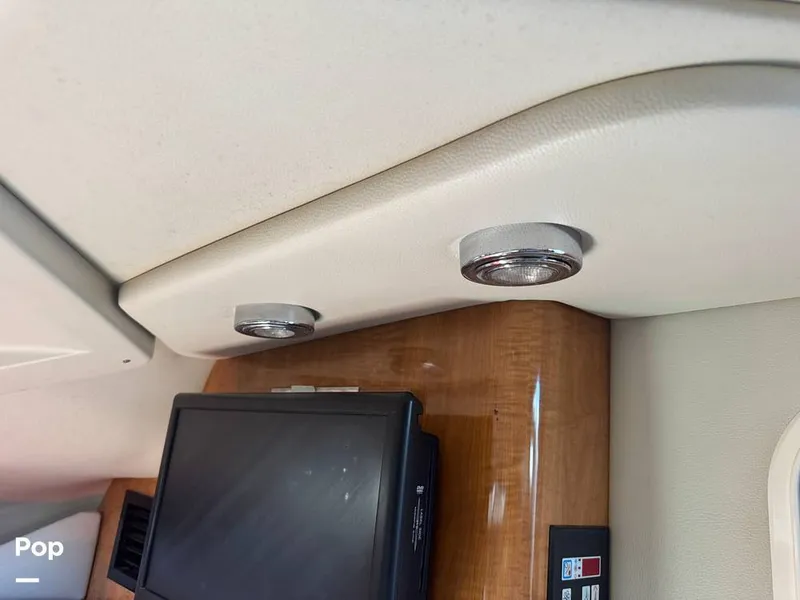 Slide: The Image of Regal 3060 Window Express 2004 - 15632176