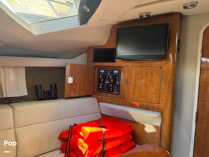 Slide: The Image of Regal 3060 Window Express 2004 - 15632183