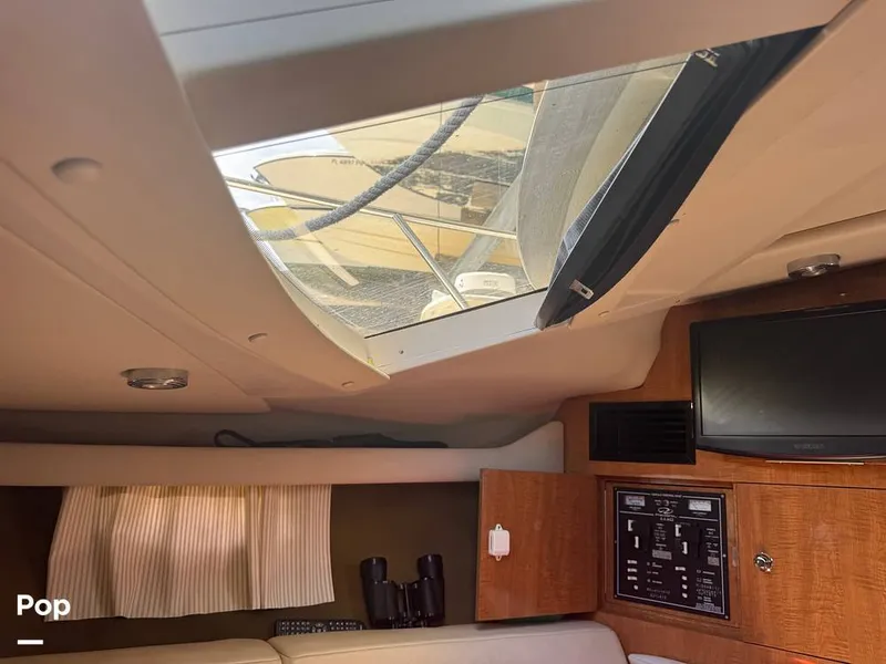 Slide: The Image of Regal 3060 Window Express 2004 - 15632184