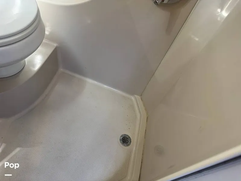 Slide: The Image of Regal 3060 Window Express 2004 - 15632196