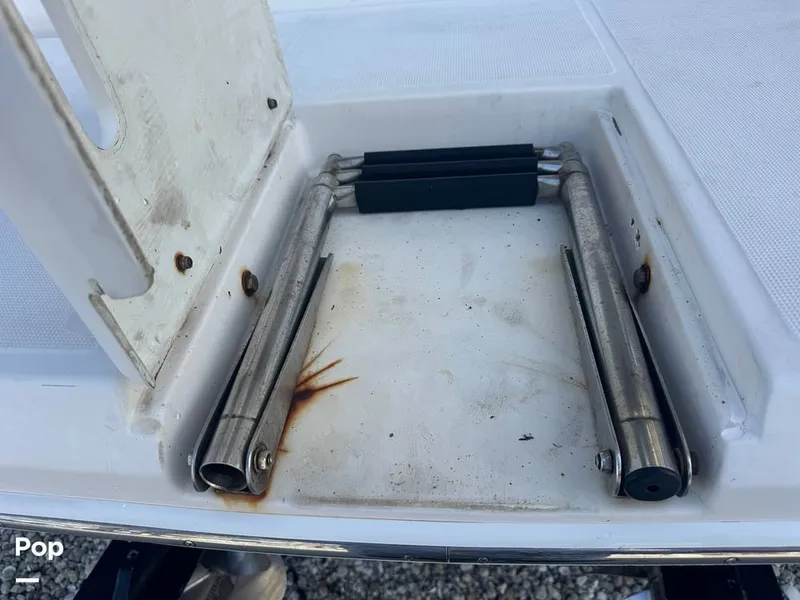 Slide: The Image of Regal 3060 Window Express 2004 - 15632104